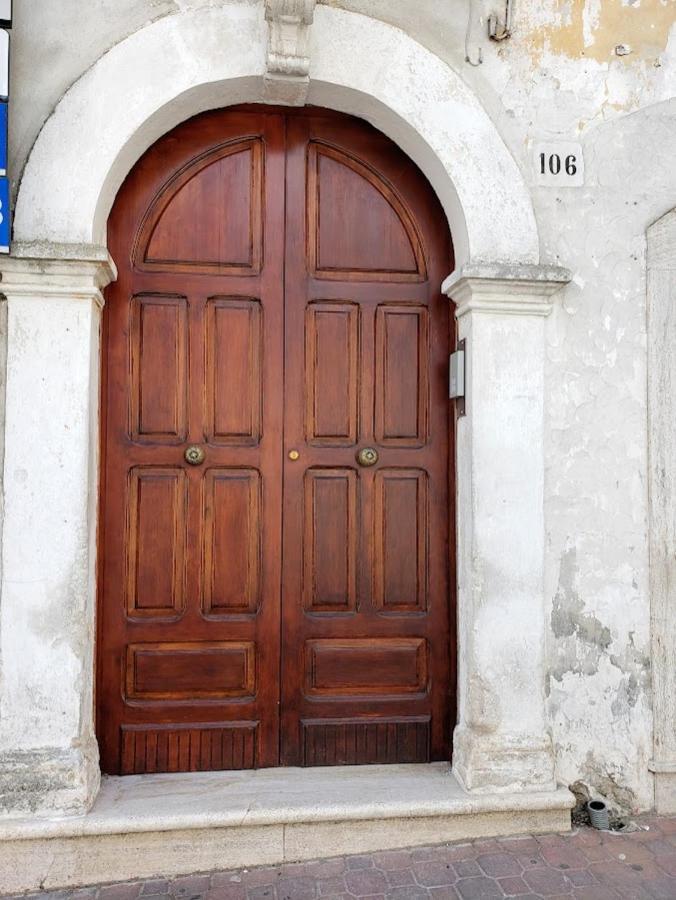 Ferienwohnung Dimora Maggi Al Corso - Affitti Brevi Italia Monte SantʼAngelo Exterior foto